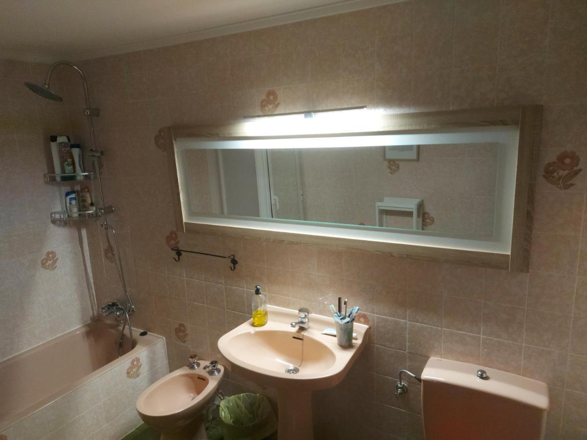 بلباو Se Alquilan 3 Habitaciones Privadas المظهر الخارجي الصورة